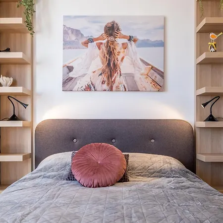 Apartament Bright - 2 Bedroom *