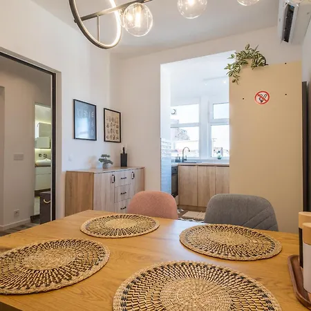 Appartement Bright – 2 Bedroom Sofia