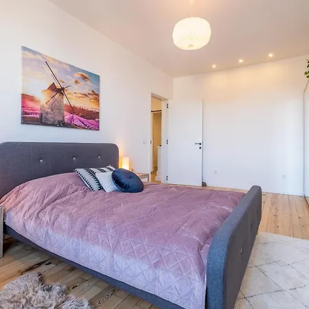Bright - 2 Bedroom 索菲亞