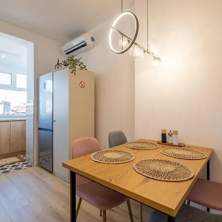 Bright - 2 Bedroom 索菲亞
